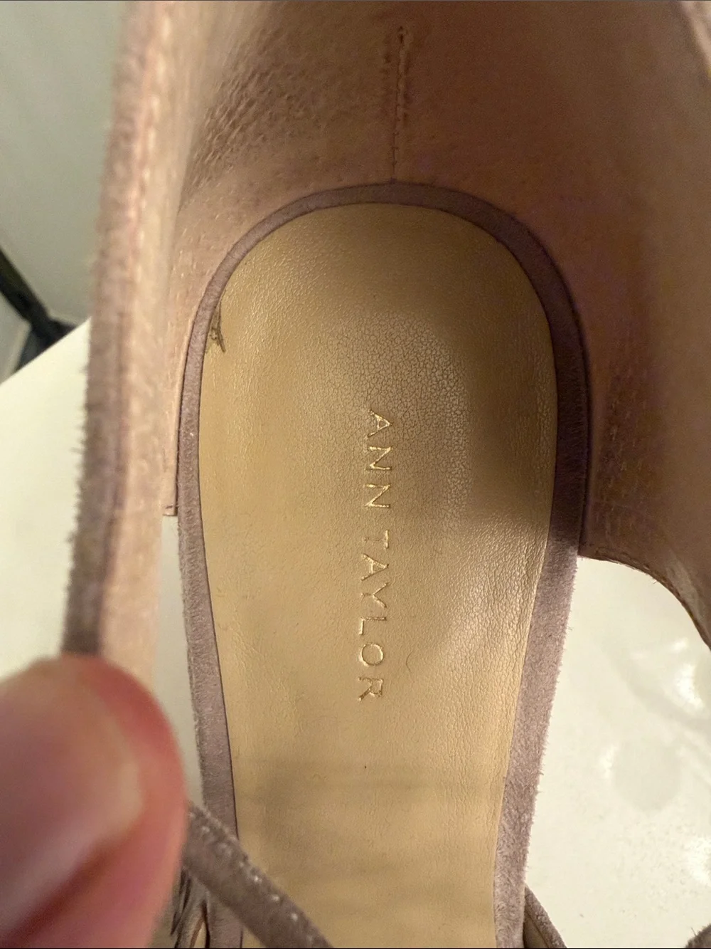 Ann Taylor Ezra Suede Tassel Heel Sandal Size 8